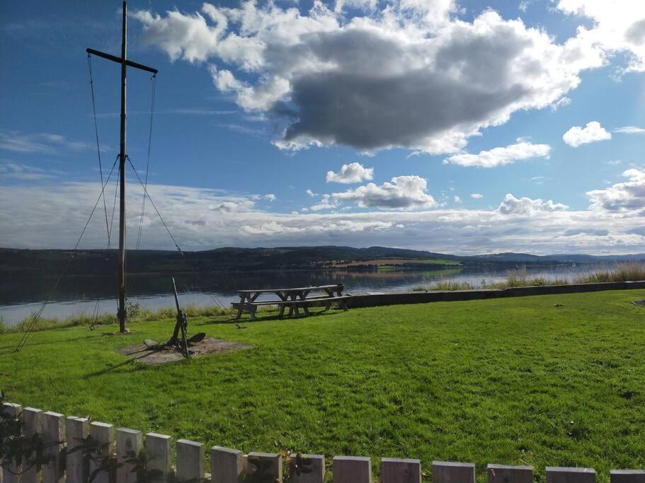 Spacious Sea View Home 5 Miles From Inverness North Kessock Экстерьер фото